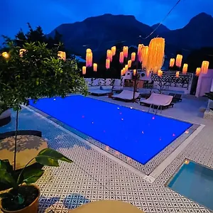 Otel Güler Butık, Antalya