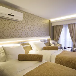 Golden Rain Old Otel